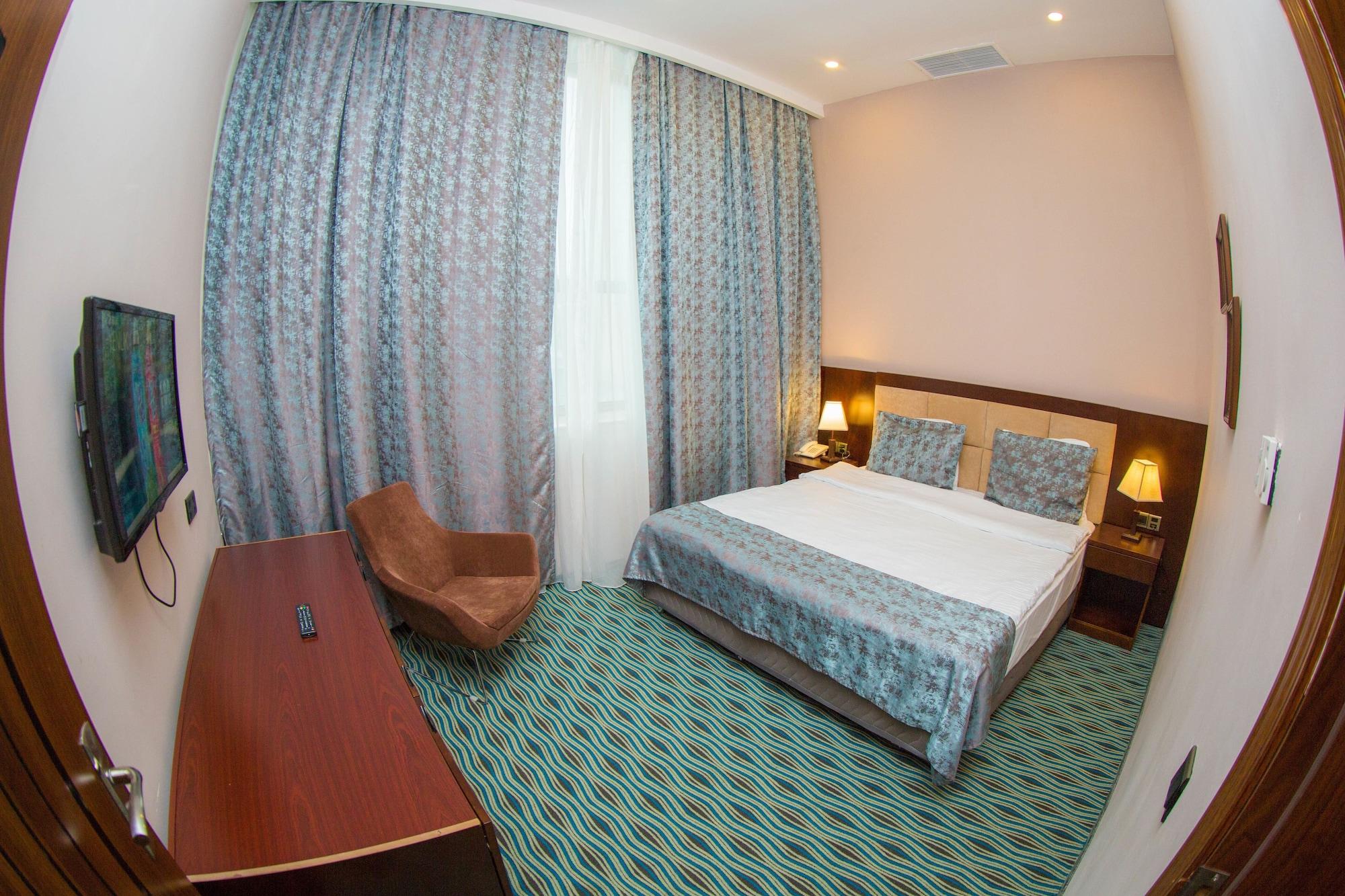 Ruma Port Hotel Bakoe Buitenkant foto