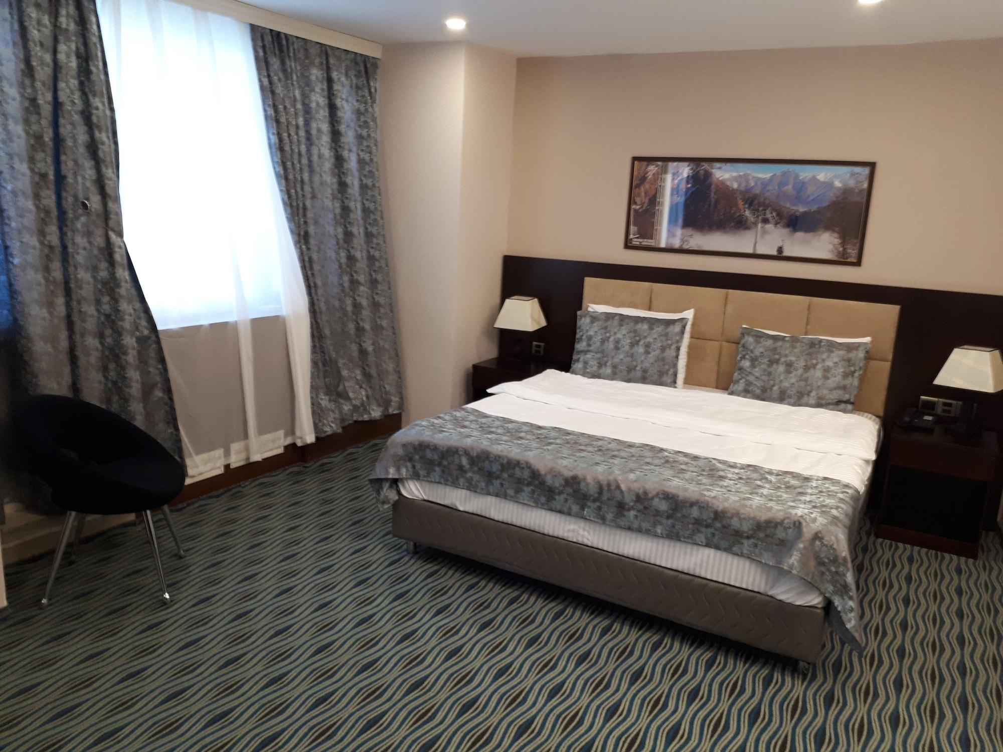 Ruma Port Hotel Bakoe Buitenkant foto