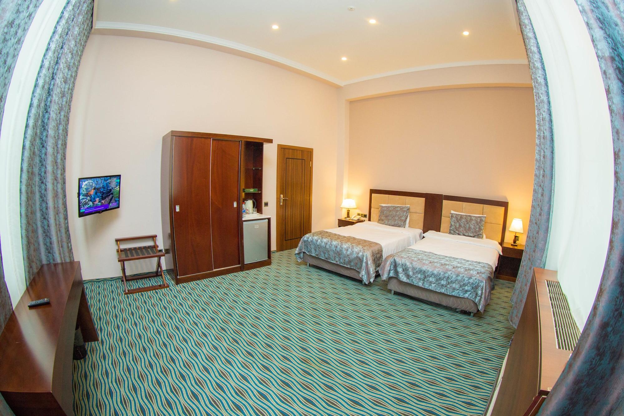 Ruma Port Hotel Bakoe Buitenkant foto