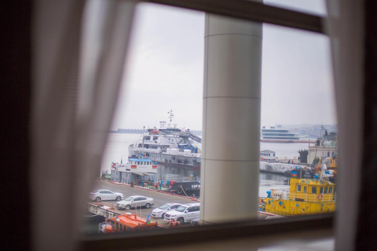 Ruma Port Hotel Bakoe Buitenkant foto